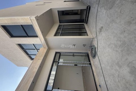 4 bedrooms Apartment in Riyadh, Saudi Arabia No. 60096 4