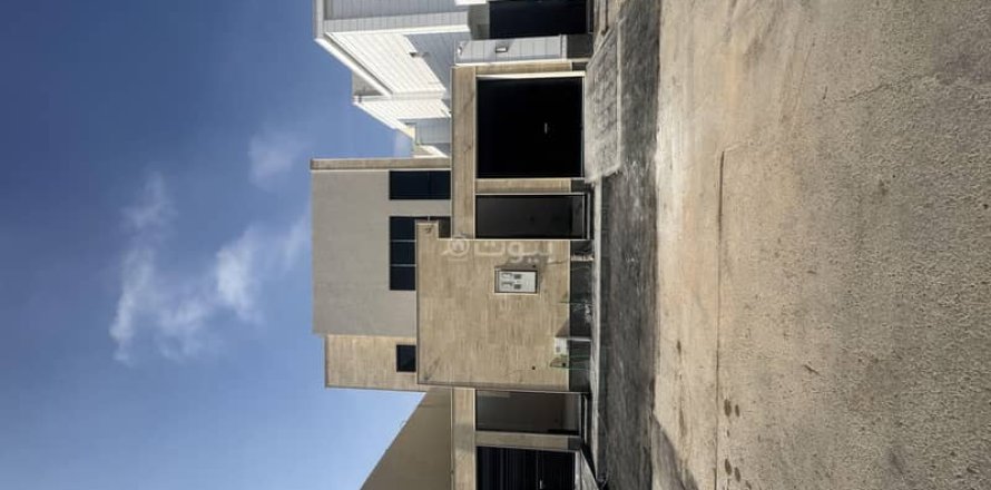 4 bedrooms Apartment in Riyadh, Saudi Arabia No. 60096