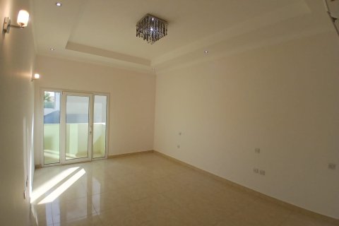 5 bedrooms Twin Villa in Al Ansab, Oman No. 54749 11