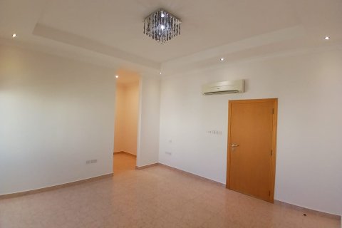5 bedrooms Twin Villa in Al Ansab, Oman No. 54749 8