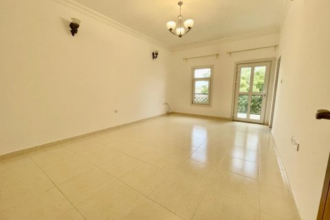 Villa Jumelée de 4 chambres à As Sib, Oman No. 54726 10