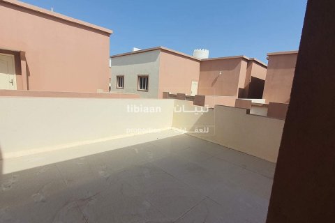 4 bedrooms Townhouse in As Sib, Oman No. 53884 9