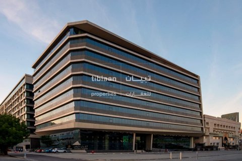 260m² Office in Muscat, Oman No. 53888