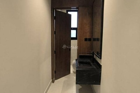 Квартира с 4 спальнями в Эр-Рияд, Саудовская Аравия №99483 18