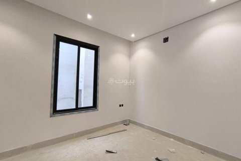 Villa de 4 chambres à Riyadh, Saudi Arabia No. 99481 12