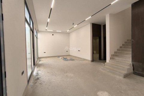 Villa de 4 chambres à Riyadh, Saudi Arabia No. 99481 6
