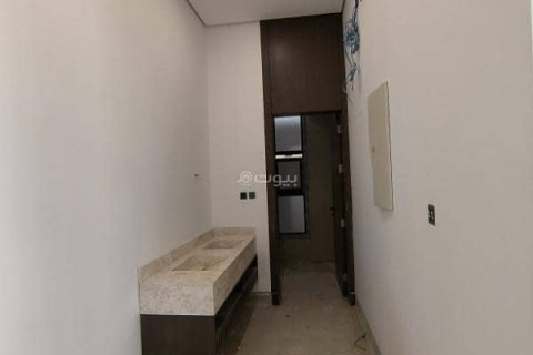 Villa de 4 chambres à Riyadh, Saudi Arabia No. 99481 4