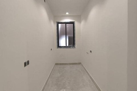 Villa de 4 chambres à Riyadh, Saudi Arabia No. 99481 9