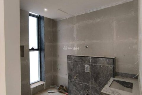 Villa de 4 chambres à Riyadh, Saudi Arabia No. 99481 11