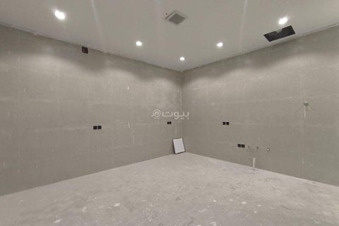 Villa de 4 chambres à Riyadh, Saudi Arabia No. 99481 8