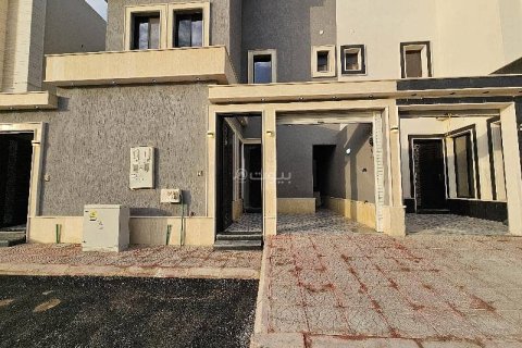 6 bedrooms Villa in Riyadh, Saudi Arabia No. 61622