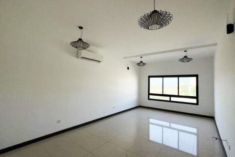 Townhouse de 4 dormitorios en As Sib, Oman No. 54868 3