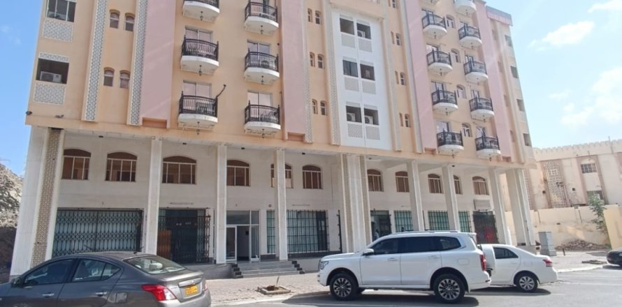 Apartment de 2 dormitorios en Ruwi, Oman No. 54880