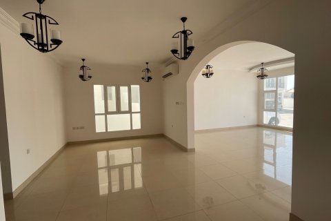 Villa de 6 chambres à Muscat, Oman No. 54879 3