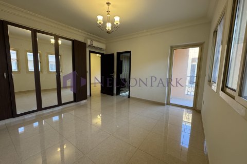 Villa de 4 dormitorios en Doha, Qatar No. 57976 15