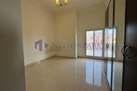 Villa de 4 dormitorios en Doha, Qatar No. 57976 9
