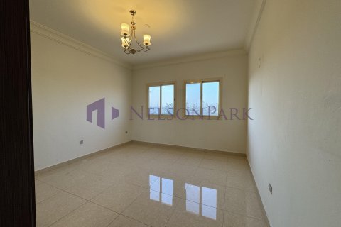 Villa de 4 dormitorios en Doha, Qatar No. 57976 6