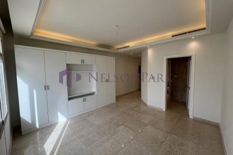 4 غرف نوم فيلا في الدوحة, Qatar رقم 57973 10