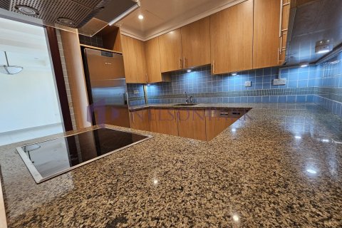 Duplex de 4 dormitorios en Doha, Qatar No. 56862 17