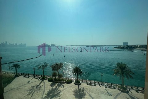 4 غرف نوم منزل ذو طابقين في الدوحة, Qatar رقم 56862