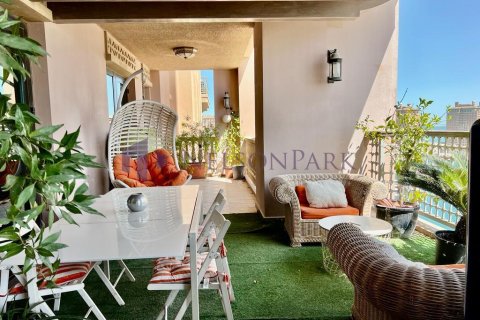 4 bedrooms Apartment in Doha, Qatar No. 56861