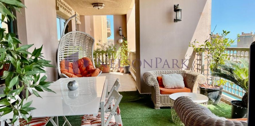 Apartment de 4 dormitorios en Doha, Qatar No. 56861