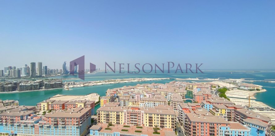 4 bedrooms Penthouse in Doha, Qatar No. 56849