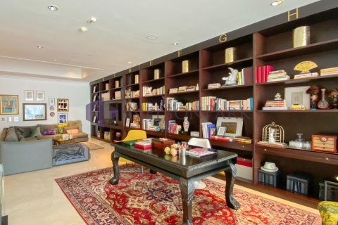 4 bedrooms Penthouse in Doha, Qatar No. 56849 8