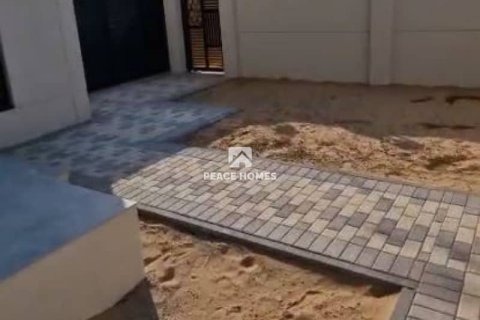 3 bedrooms Villa in Al Rahmaniya, UAE No. 10798 11