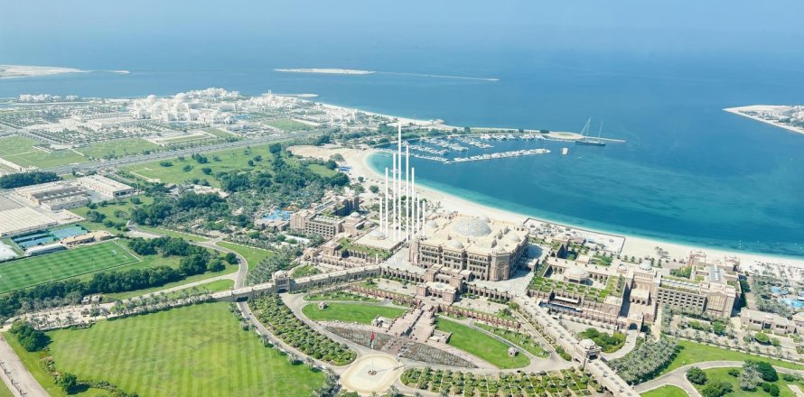 Пентхаус с 5 спальнями в Corniche Road, ОАЭ №32178