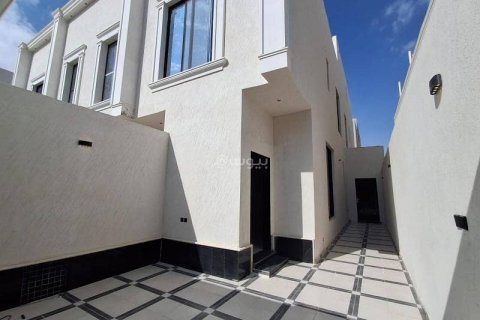3 bedrooms Apartment in Riyadh, Saudi Arabia No. 60418