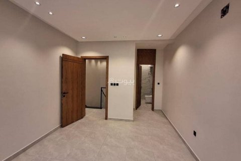3 bedrooms Apartment in Riyadh, Saudi Arabia No. 60418 12