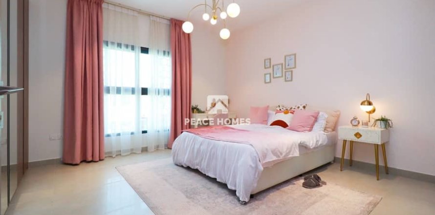 4 bedrooms Townhouse in Al Rahmaniya, UAE No. 10840