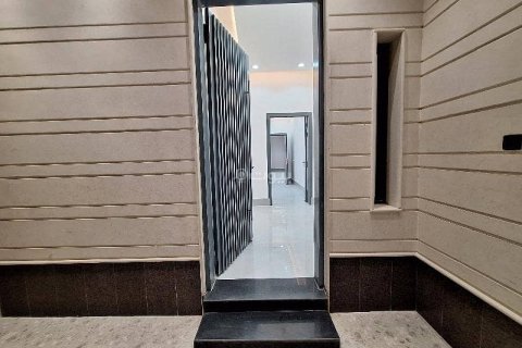 4 bedrooms Apartment in Riyadh, Saudi Arabia No. 60263 7