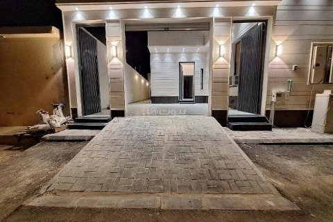4 bedrooms Apartment in Riyadh, Saudi Arabia No. 60263 3