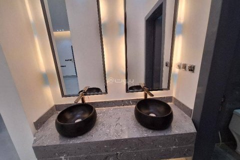 4 bedrooms Apartment in Riyadh, Saudi Arabia No. 60263 14