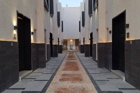 4 bedrooms Apartment in Riyadh, Saudi Arabia No. 60265