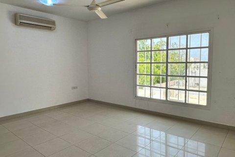 Villa Jumelée de 4 chambres à Muscat, Oman No. 69227 7