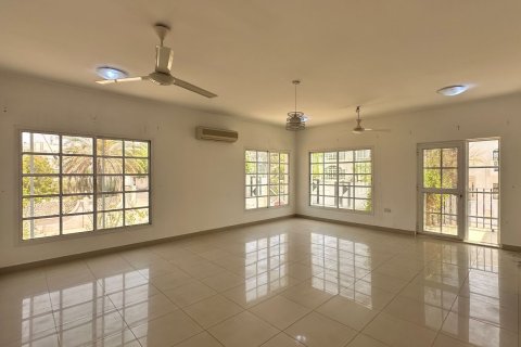 Villa Jumelée de 4 chambres à Muscat, Oman No. 69227 4