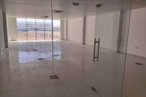 Commercial property de 850m² en Muscat, Oman No. 54260 4