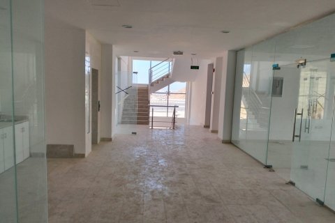 Commercial property de 850m² en Muscat, Oman No. 54260 5