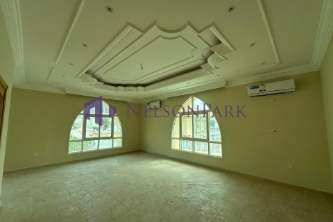 Villa de 5 dormitorios en Doha, Qatar No. 58144 6