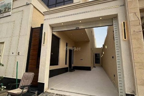 3 bedrooms Apartment in Riyadh, Saudi Arabia No. 61539