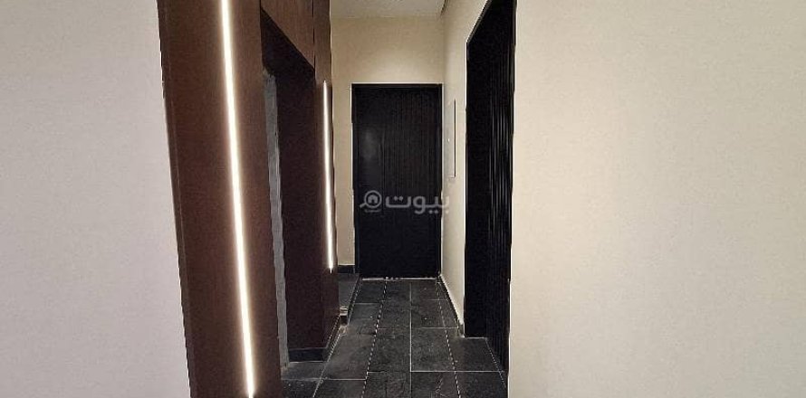 Apartment de 3 dormitorios en Riyadh, Saudi Arabia No. 99479