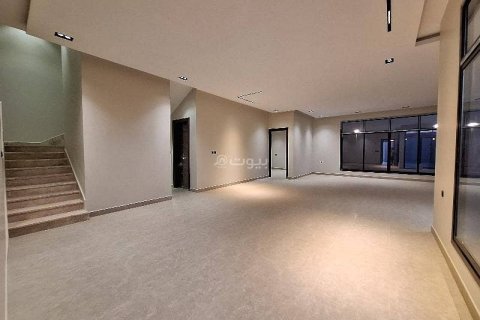 7 bedrooms Villa in Riyadh, Saudi Arabia No. 99477 8
