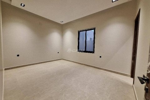 7 bedrooms Villa in Riyadh, Saudi Arabia No. 99477 31