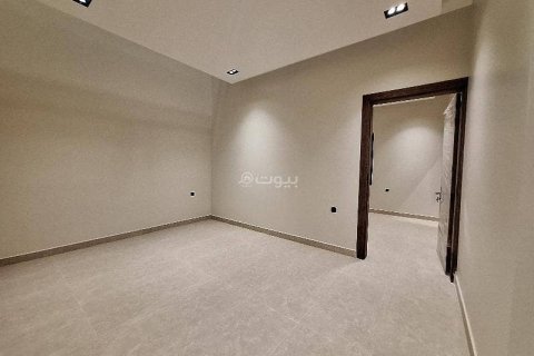 7 bedrooms Villa in Riyadh, Saudi Arabia No. 99477 17
