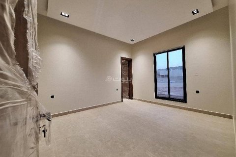 7 bedrooms Villa in Riyadh, Saudi Arabia No. 99477 23
