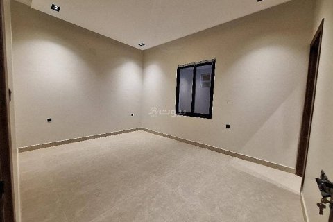 7 bedrooms Villa in Riyadh, Saudi Arabia No. 99477 25