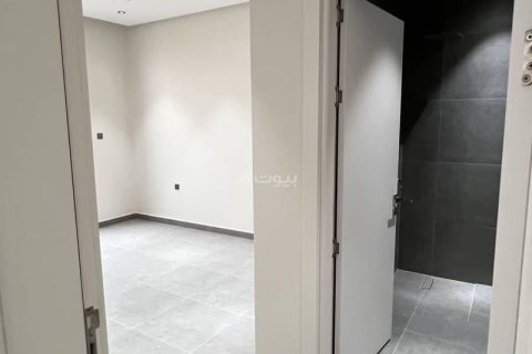 Apartment de 3 dormitorios en Riyadh, Saudi Arabia No. 99473 7